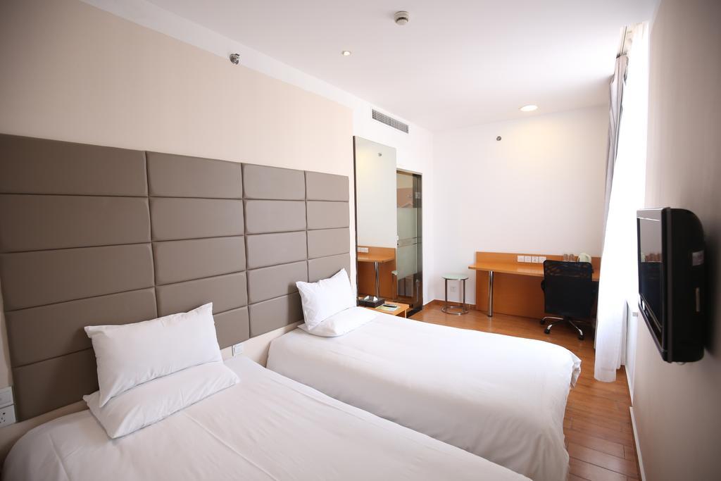 Ji Hotel Jing'An Temple 上海 外观 照片